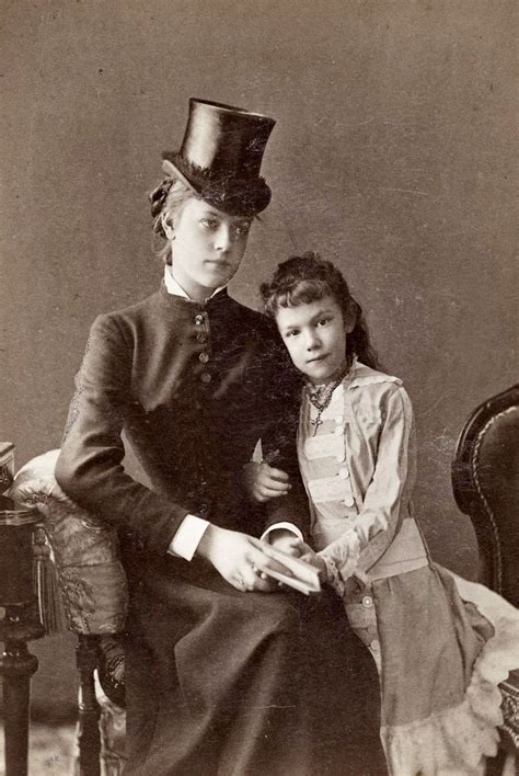 Archduchess Marie Valerie (right), Empress Elisabeth of Austria´s ...