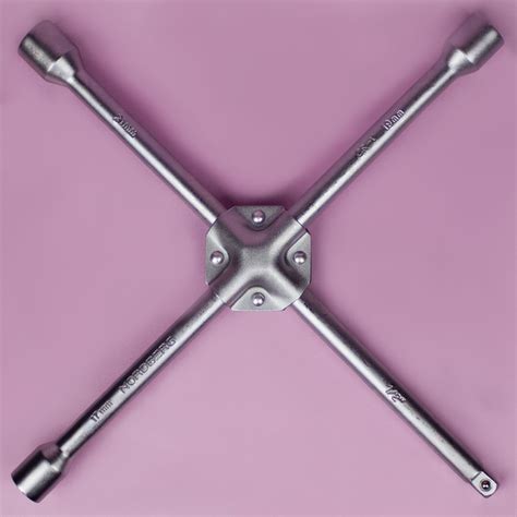 Баллонный ключ для автомобиля крестовой 17x19x21x1/2 мм NORDBERG ...