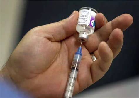 flu shots importance  time    expert debunks common