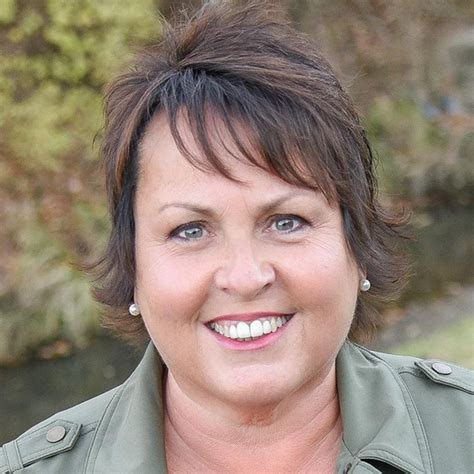 sandy hodge sales associate anderson office  huff realty  org