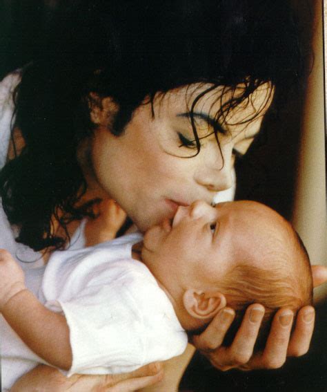 Michael's baby - OK - Michael Jackson Photo (6939219) - Fanpop