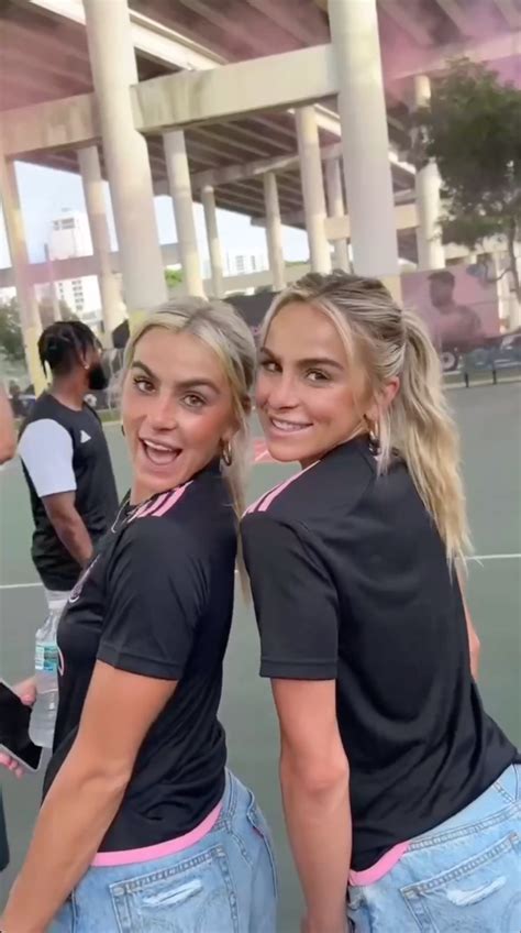 Cavinder Twins leave little to imagination showing off stunning sweaty