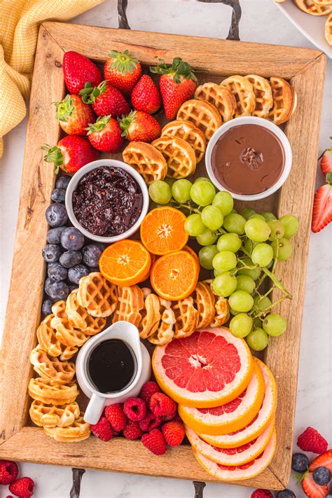 19 Breakfast Charcuterie Board Ideas That’ll Instantly Elevate Your