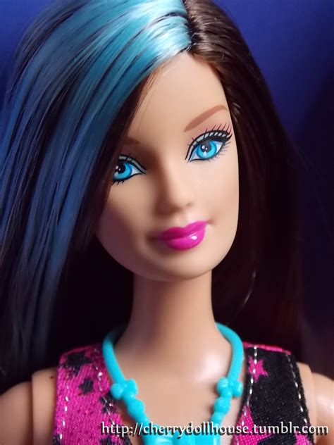 Cherry Doll House: Barbie - Loura e Mecha Azul