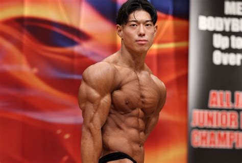 お尻までバリバリに絞れたマッスルボディで170名の頂点に！ボディビル1年目の小本進太郎が日本ジュニアボディビル総合優勝に輝く【筋トレ ...
