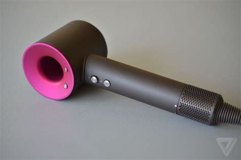 Фены Dyson (37 фото): обзор профессиональных фенов для волос ...
