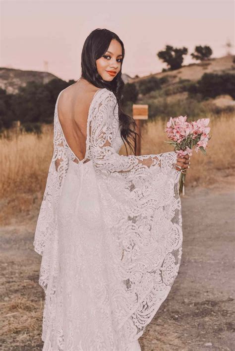 15 Best Bell Sleeve Wedding Dresses of 2023