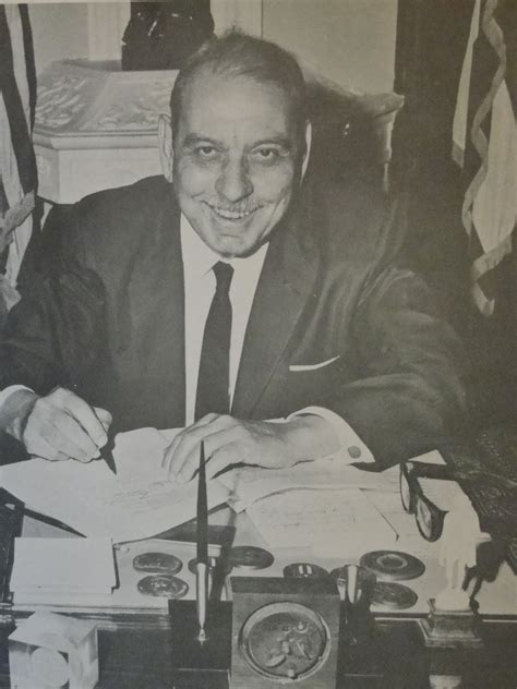 gerardo recordar  luis munoz marin es vivificar el forjar generaciones