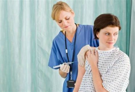 Poklic: Medicinska sestra - Slovenec