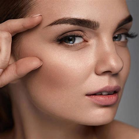 Augen Make-up Schritt für Schritt - Wir zeigen wie es geht
