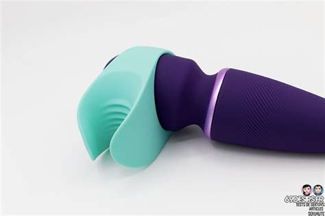 We-Vibe Wand - Connected Clitoral stimulator with two accessories