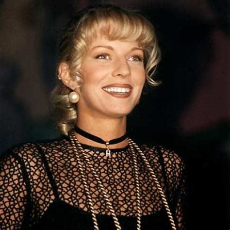 Natalia Vetlitskaya, Soviet - Russian singer