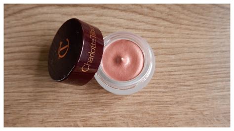 FLOATING IN DREAMS - Reviews . Makeup . Fashion . everyday beauty made ...