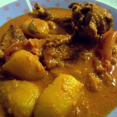 air tangan  rumah bapak petua melembutkan daging itik kari itik