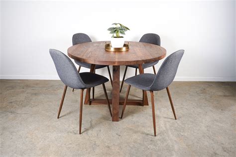 Round Solid Wood Dining Table– Artisan Born