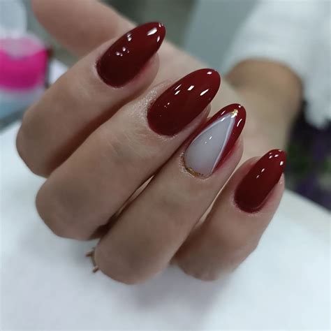 Unha Vinho Com Branco - Unhas decoradas vinho: 15 inspirações para resgatar a tendência