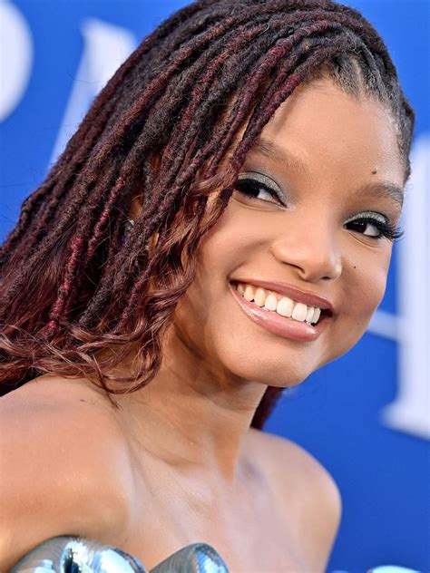 Halle Bailey : Sa biographie - AlloCiné