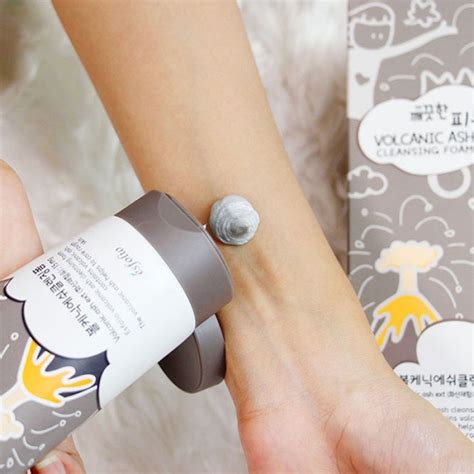 Esfolio Pure Skin Volcanic Ash Cleansing Foam купить - MIMISHOP
