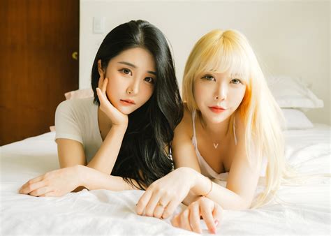 Zia지아 Bomi 姐妹背心 - COS君