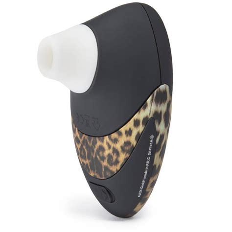 Womanizer W500 USB Rechargeable Clitoral Stimulator at Lovehoney - Free ...