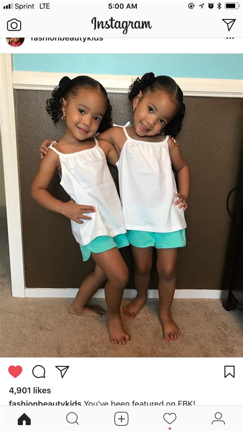 Pin by Juliana Peterson on Casamento;Maternidade. | Twin baby girls