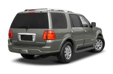 2004 Lincoln Navigator Specs, Safety Rating & MPG - CarsDirect