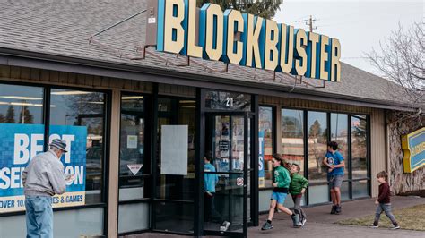 Meet the Curiosity-Seekers and Die-Hards at the Last True Blockbuster