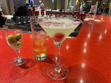 Suki WITH THE GOOD COOCHIE on Twitter: "I spent $2000 on drinks https