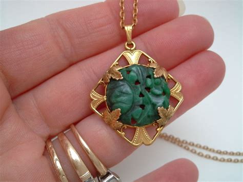 Elegant Carved Jade Pendant Necklace