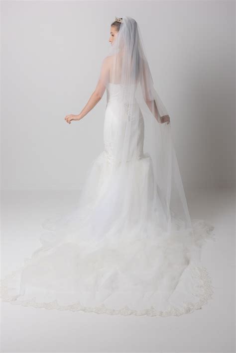 Eva Veil – Roya Javaheri