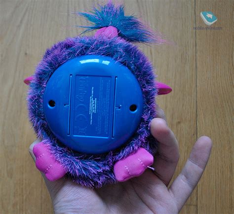 Mobile-review.com Знакомство с интерактивной игрушкой Furby 2012