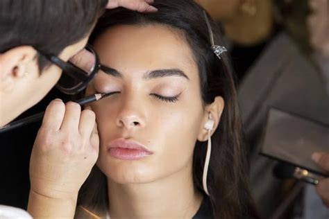 Fox-Eye Makeup : Το νέο trend στο eyeliner! - OFF Magazine - Η ΧΑΛΚΙΔΑ ...