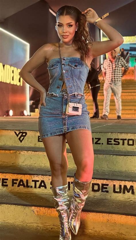 Look Show Sertanejo 2025