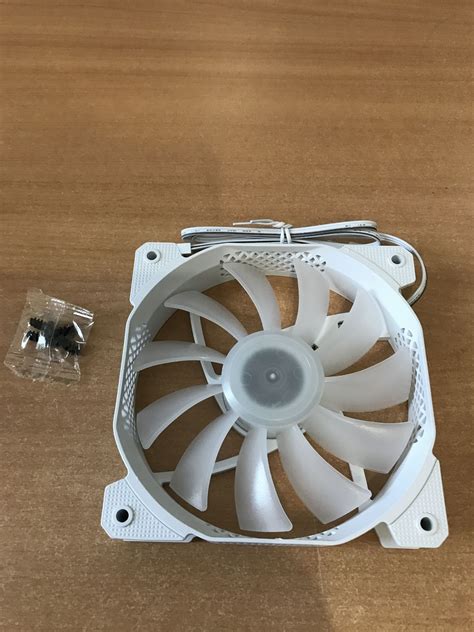 Вентилятор для корпуса 1STPLAYER F1 White 120mm LED 5-color 1000rpm ...