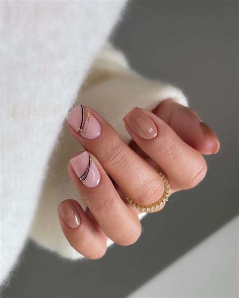23 Gorgeous Natural Nail Styles for an Understated Beauty