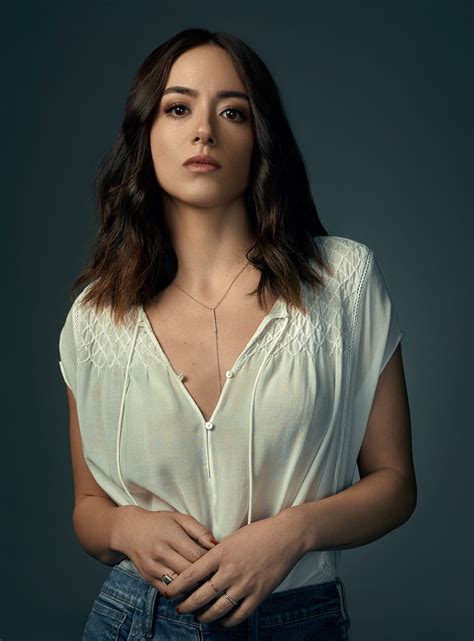 Chloe bennet – Artofit