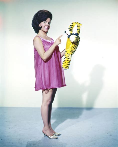 Slice of Cheesecake: Annette Funicello, pictorial
