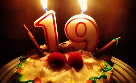 Что подарить парню на 19 лет на день рождения: самые крутые идеи