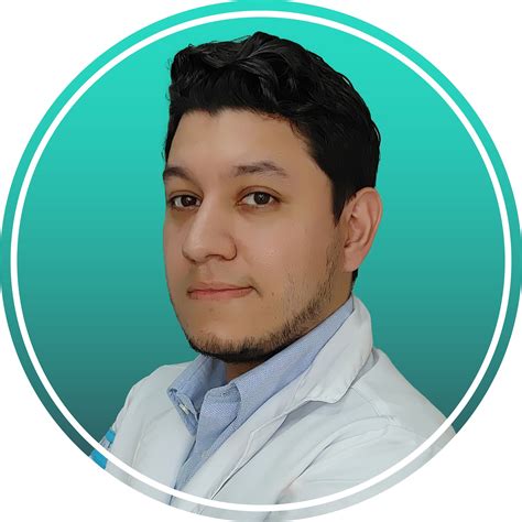 Dr. Gabriel Guillén