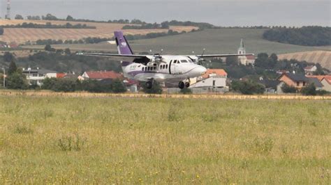 Die L 410 der neuen Generation fliegt | aerokurier