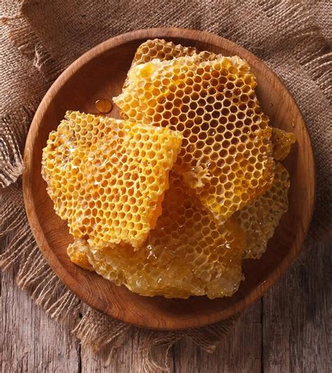 5 Benefits of Beeswax For Hair, How To Use It, And Side Effects