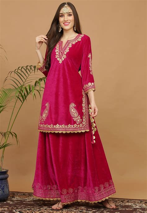 aari work velvet kurta  skirt  fuchsia velvet kurta pakistani