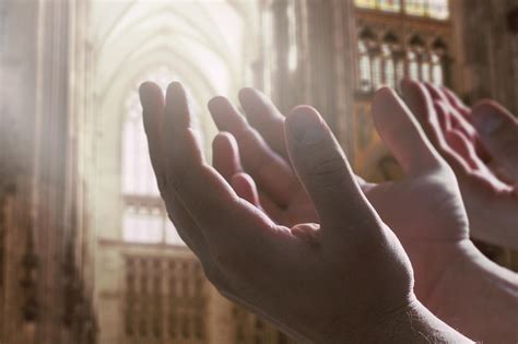 premium photo praying raise hands   church