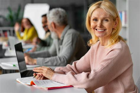 Quais profissões pagam mais de R$ 5 mil para quem tem mais de 50 anos ...