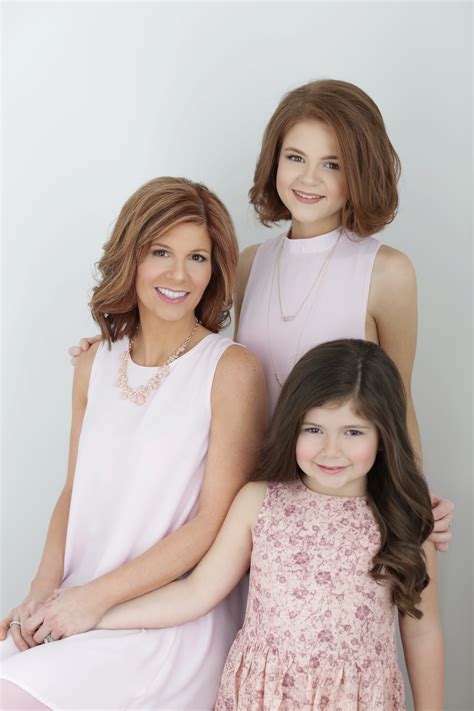 Meredith Melody Photography | Mother Daughter Portraits | Central