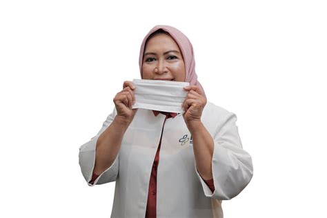 lebih dekat  dr fathema perempuan pertama peraih marketeer