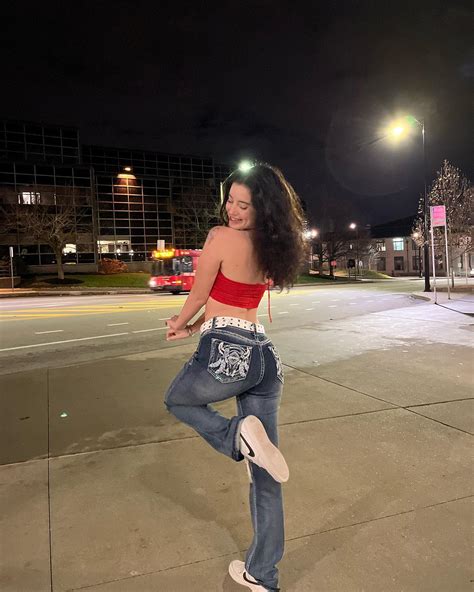 Emily Cocea | 1 year later and i’m still taking blurry photos in front