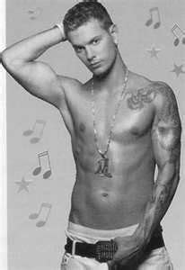 9 ideeën over Matt pokora | tatoeage ideeën, mensen, tatoeage