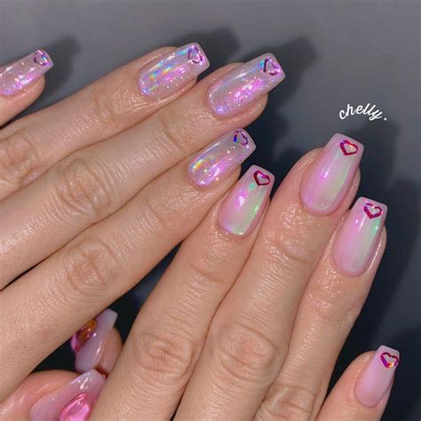 Северное сияние на ногтях: 10 самых модных блестящих маникюров в ...