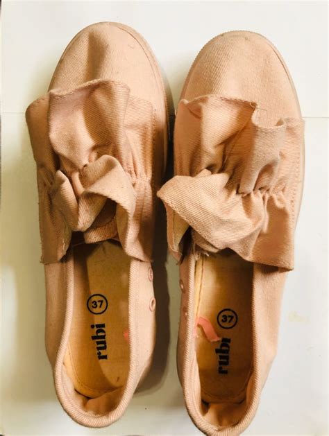 Rubi Original, Women's Fashion, Footwear, Sneakers on Carousell